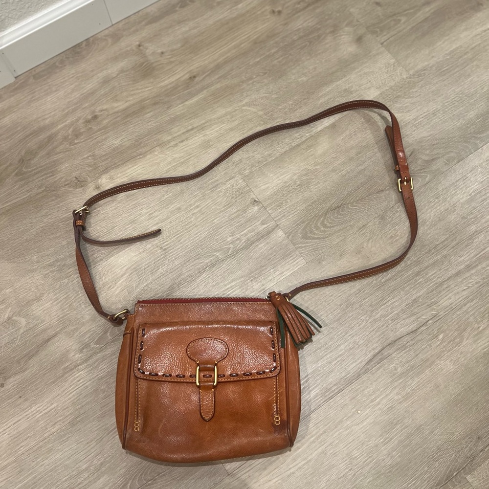 Classic Brown Leather Crossbody Bag with Tassel